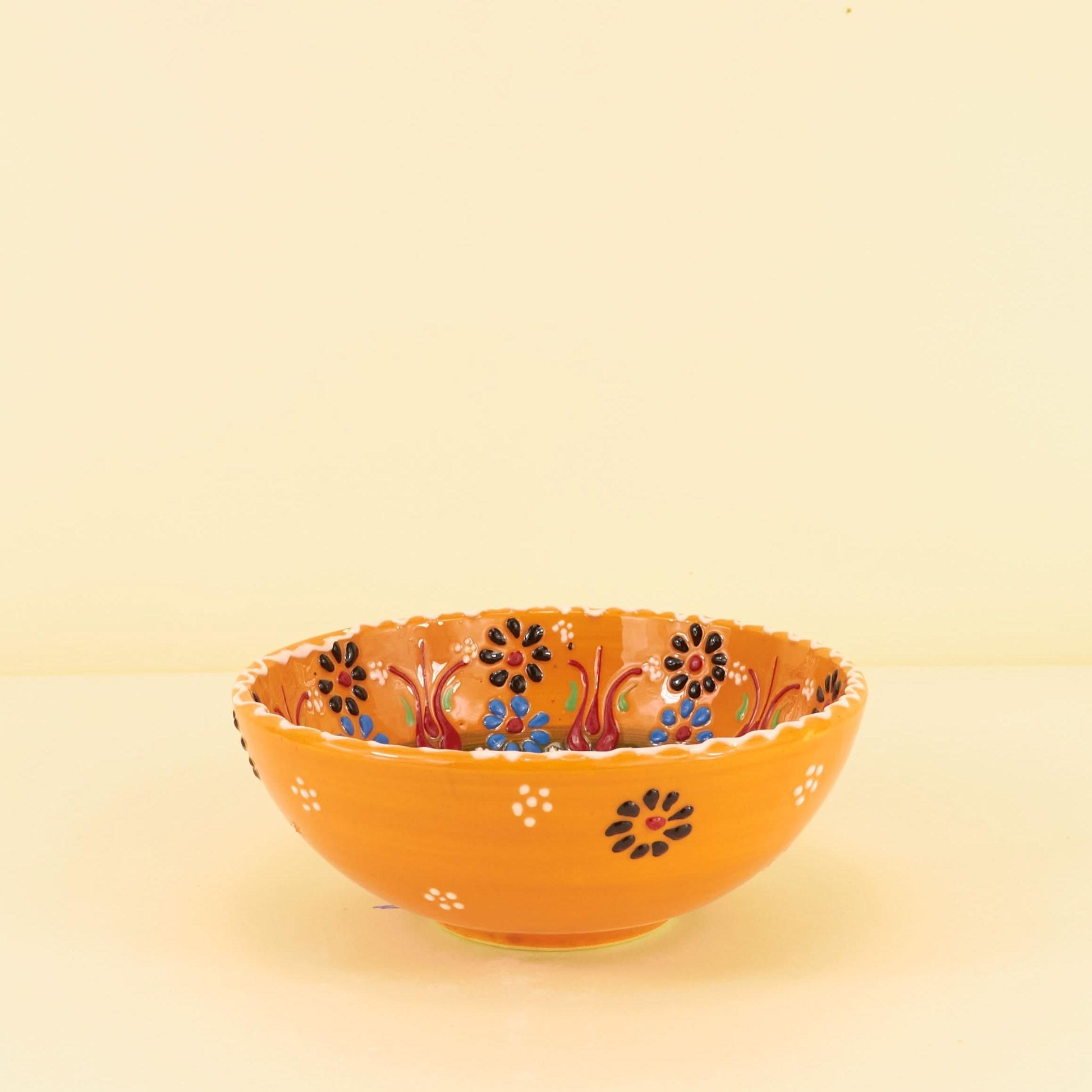 Keramieken Schaal S – Saffron Bloom
